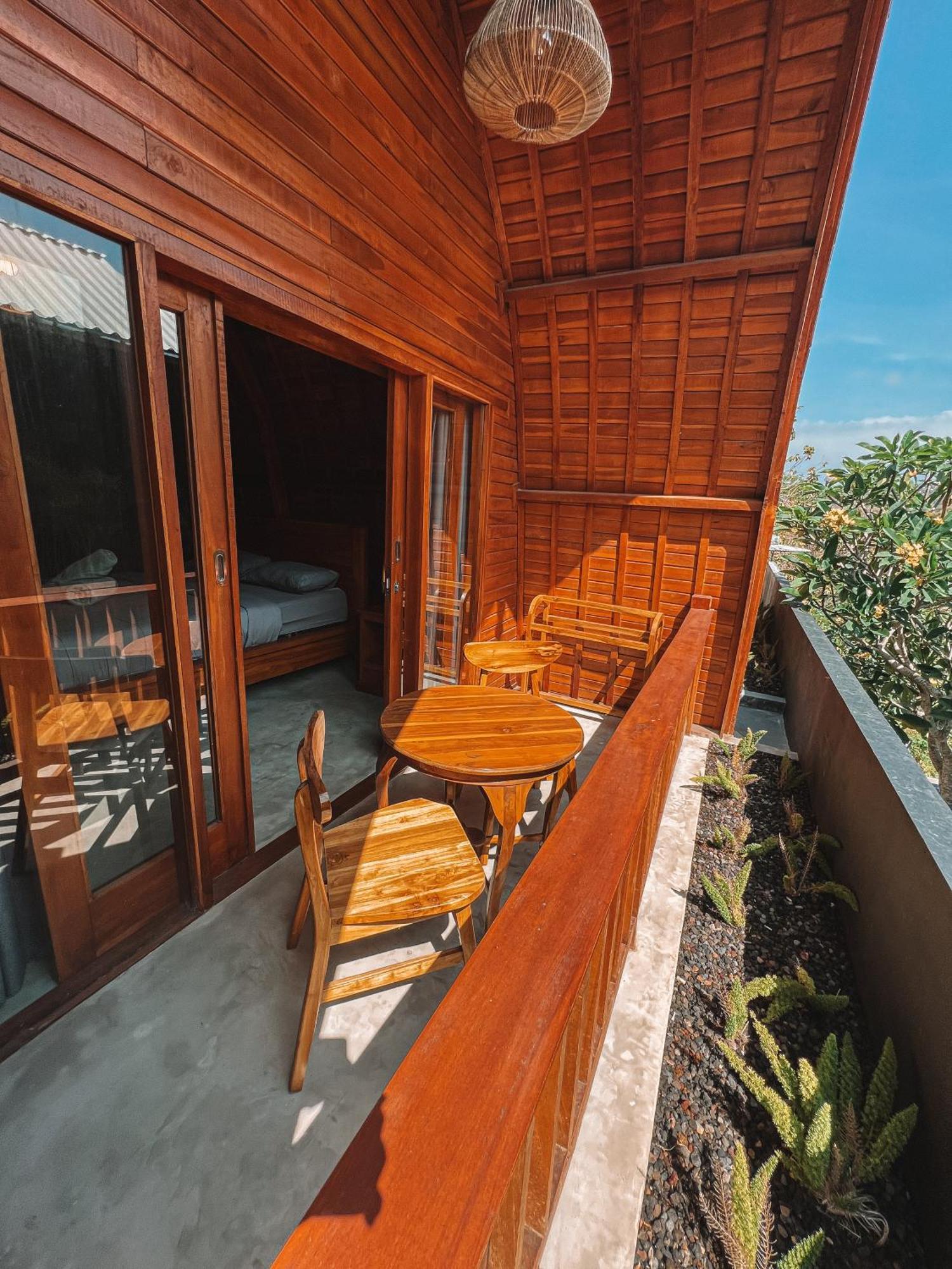 Hostel Bagus Ink Surf Camp Uluwatu Exterior foto