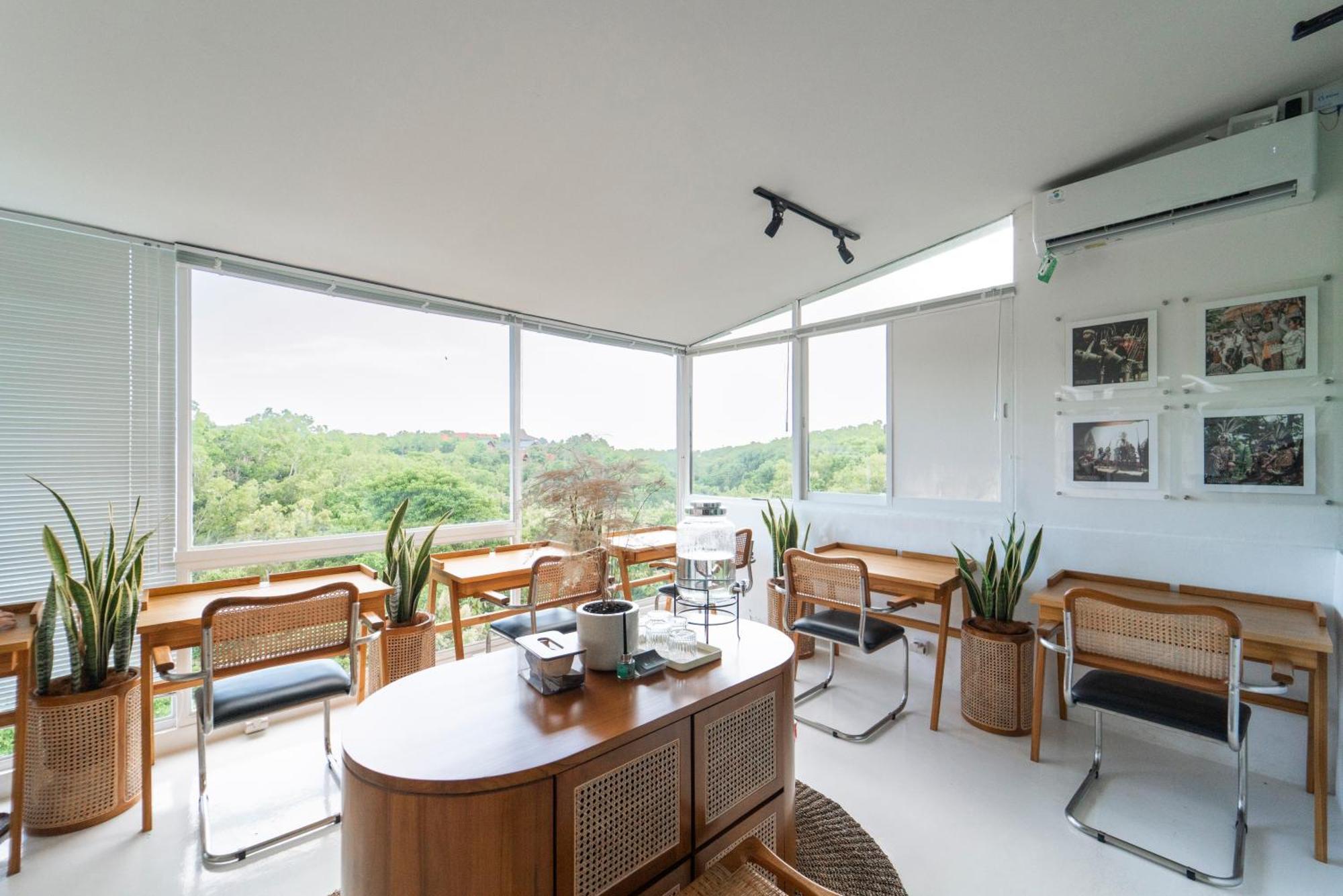 Hostel Bagus Ink Surf Camp Uluwatu Exterior foto
