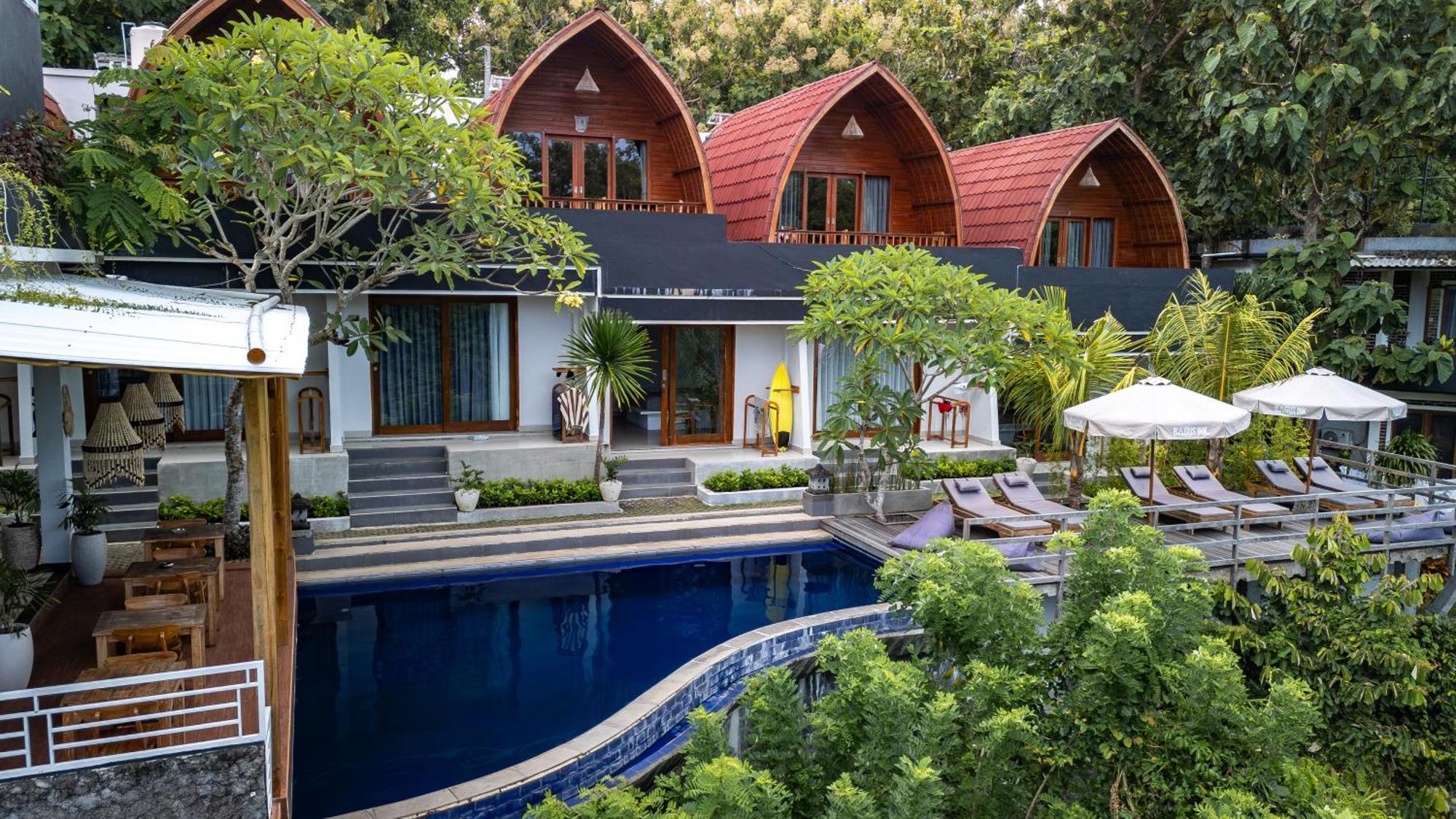 Hostel Bagus Ink Surf Camp Uluwatu Exterior foto