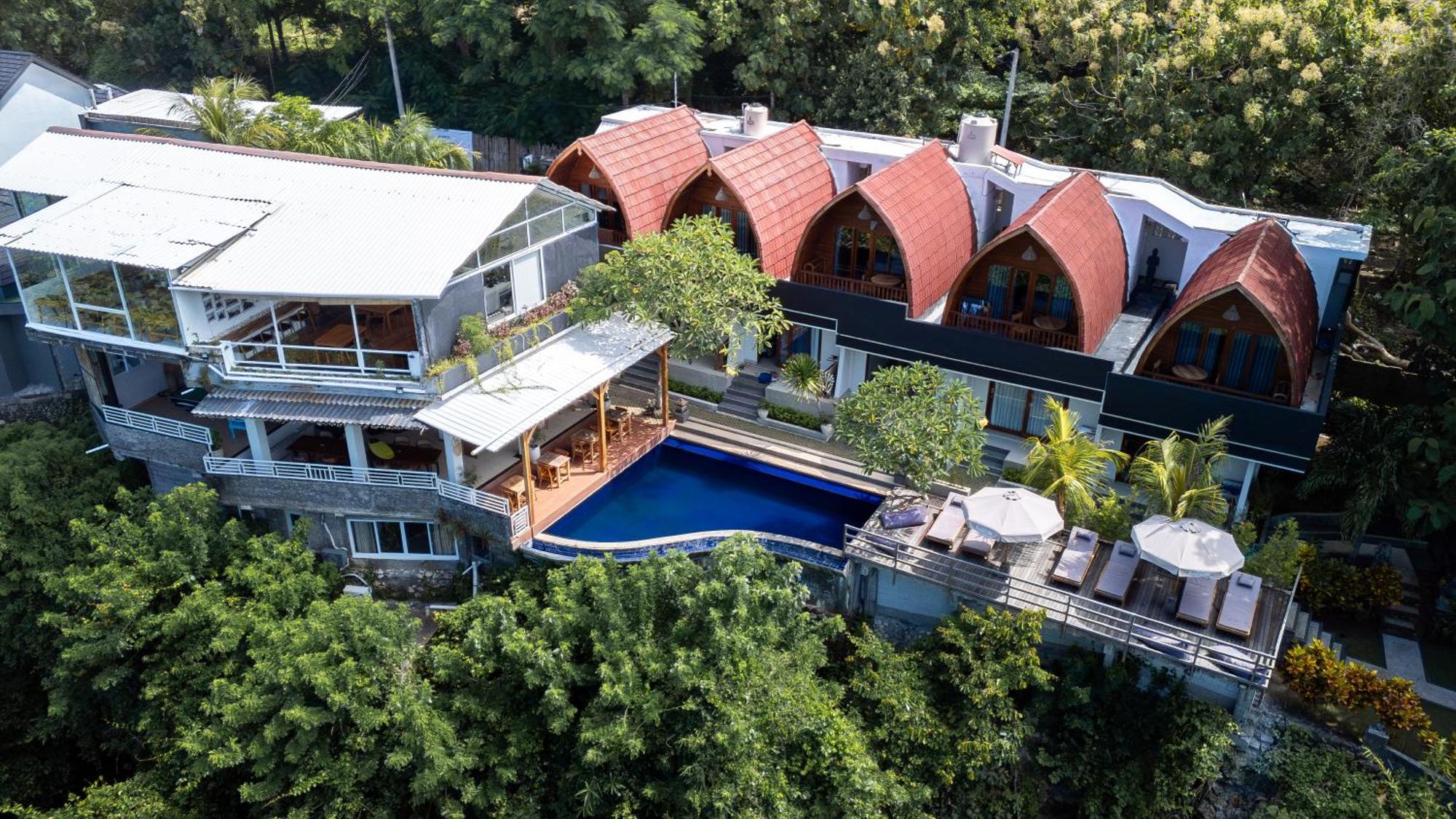 Hostel Bagus Ink Surf Camp Uluwatu Exterior foto